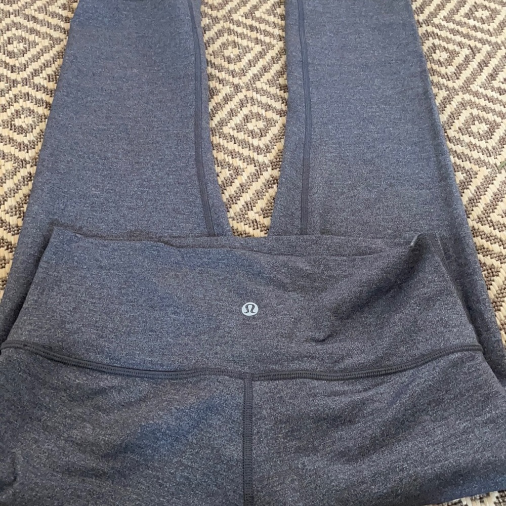 Lululemon capris